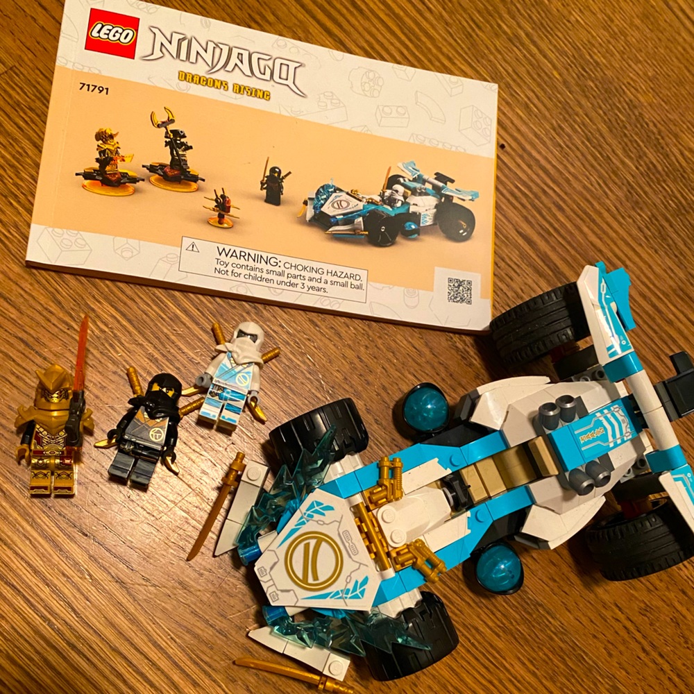 Lego Ninjago Zane’s Dragon Power Spinjitzu Race Car 71791 set.